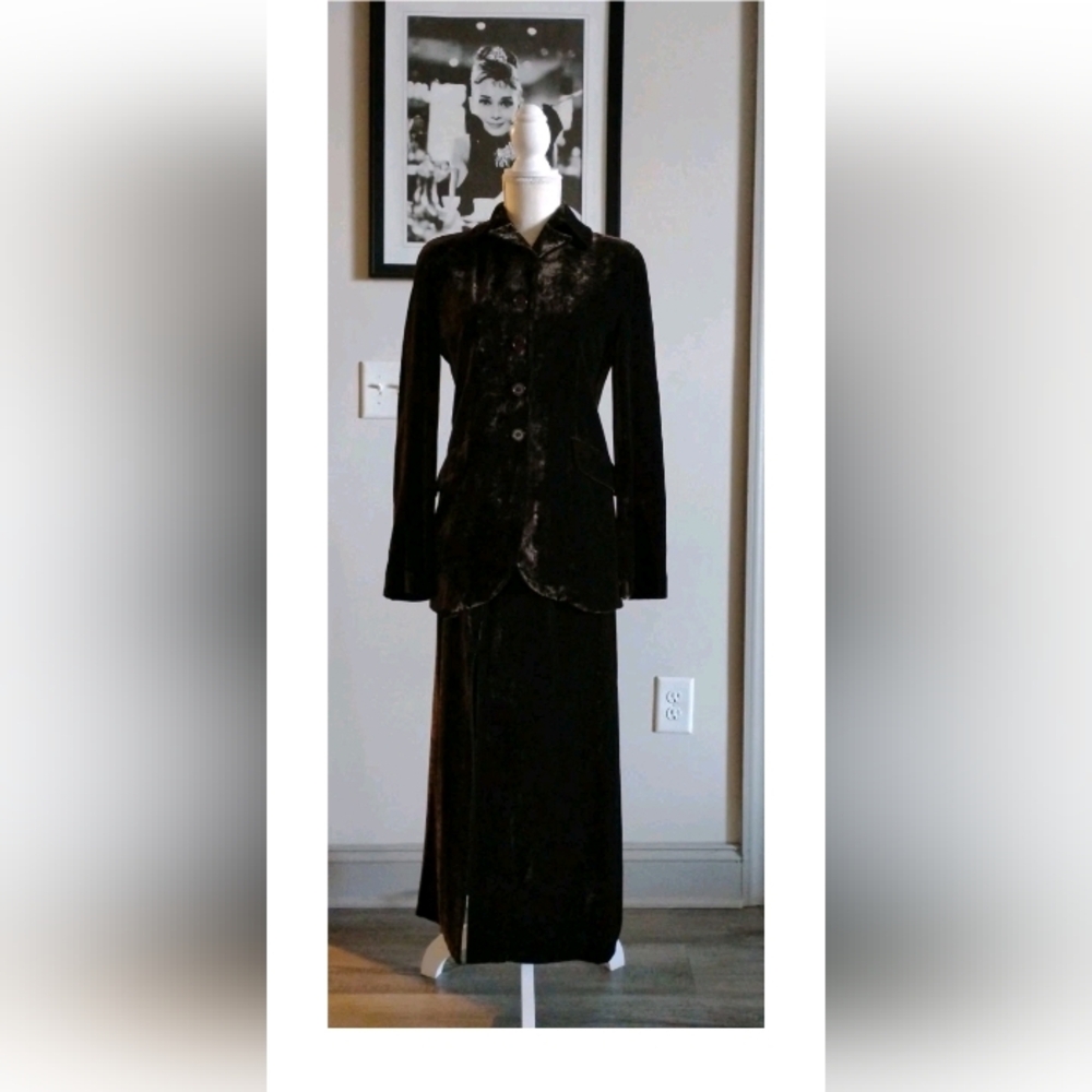 Vintage Emporio Armani Italy Velvet Skirt Suit Women's Jacket 38 Skirt 40